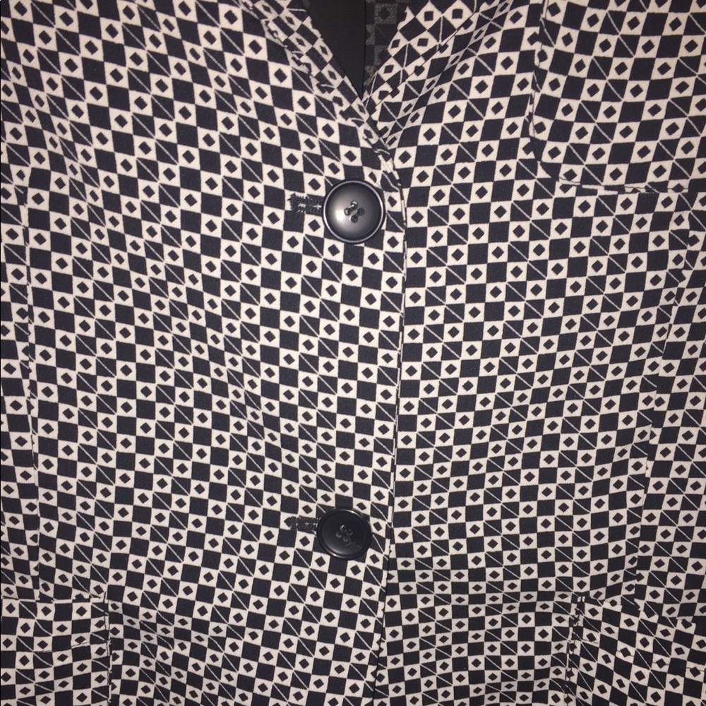 Joe Fresh silky blazer - Picture 4 of 6